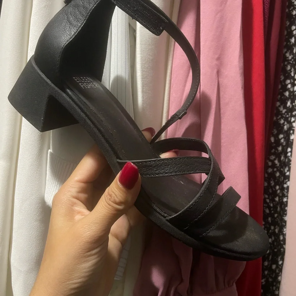 Eileen Fisher Woman Ankle Strap Sandals Size: 7.5 - Picture 4 of 4